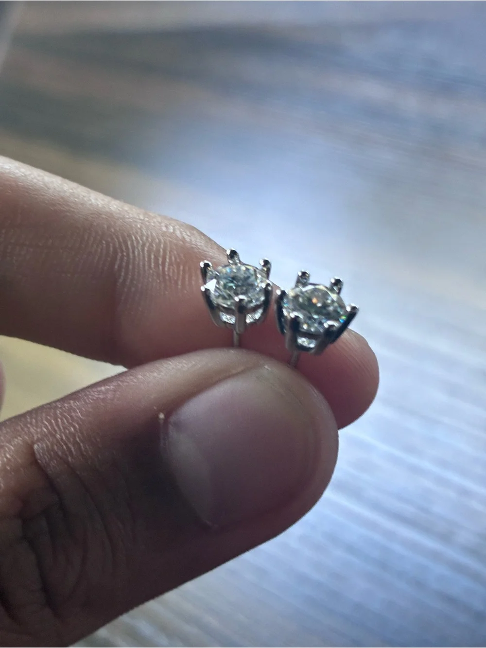 N/A vvs1 moissanite